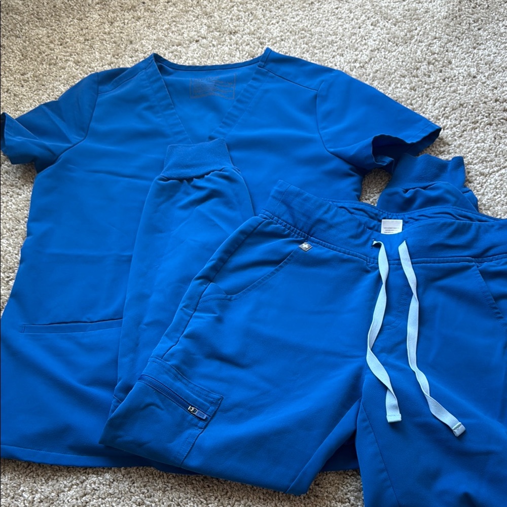 Figs Blue Scrub Set with Jogger Pants xs/Xs Petite